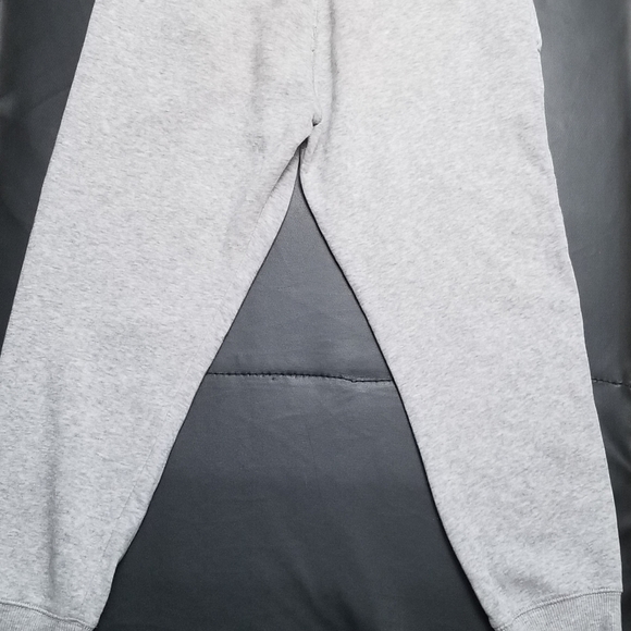 H&M Boys Sweatpants Sizes 10-12 -SOLD (SYSTEM ERROR: DUPLICATE LISTING) - Picture 5 of 14